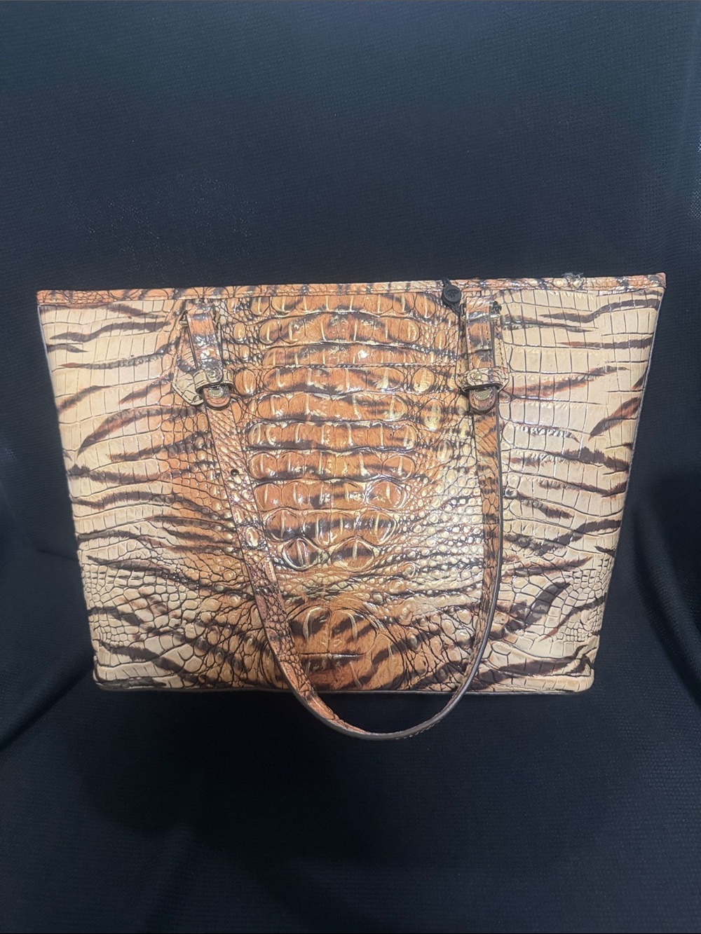 Croc-Embossed Large Tote Bag in Brown - Picture 3 of 3